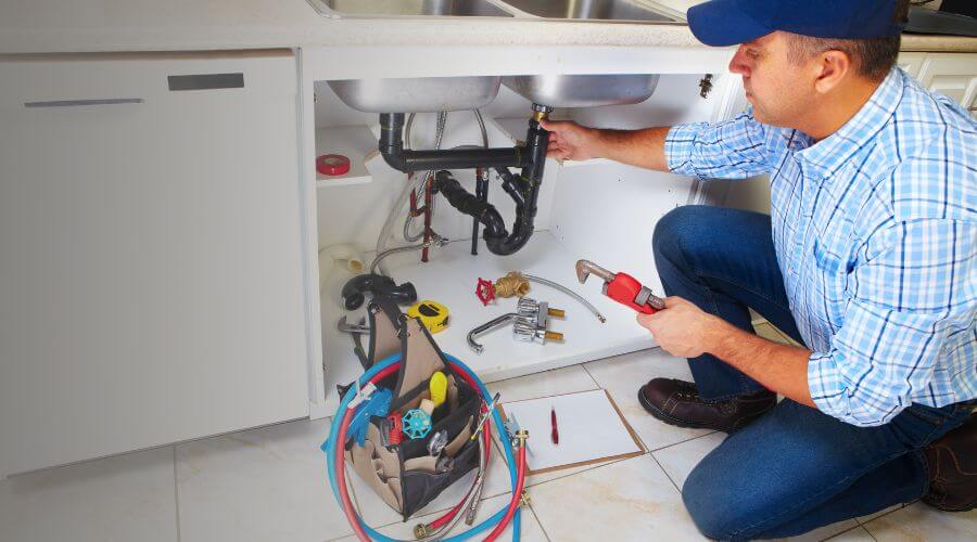 Professional bathroom faucet installation in Plant City, FL